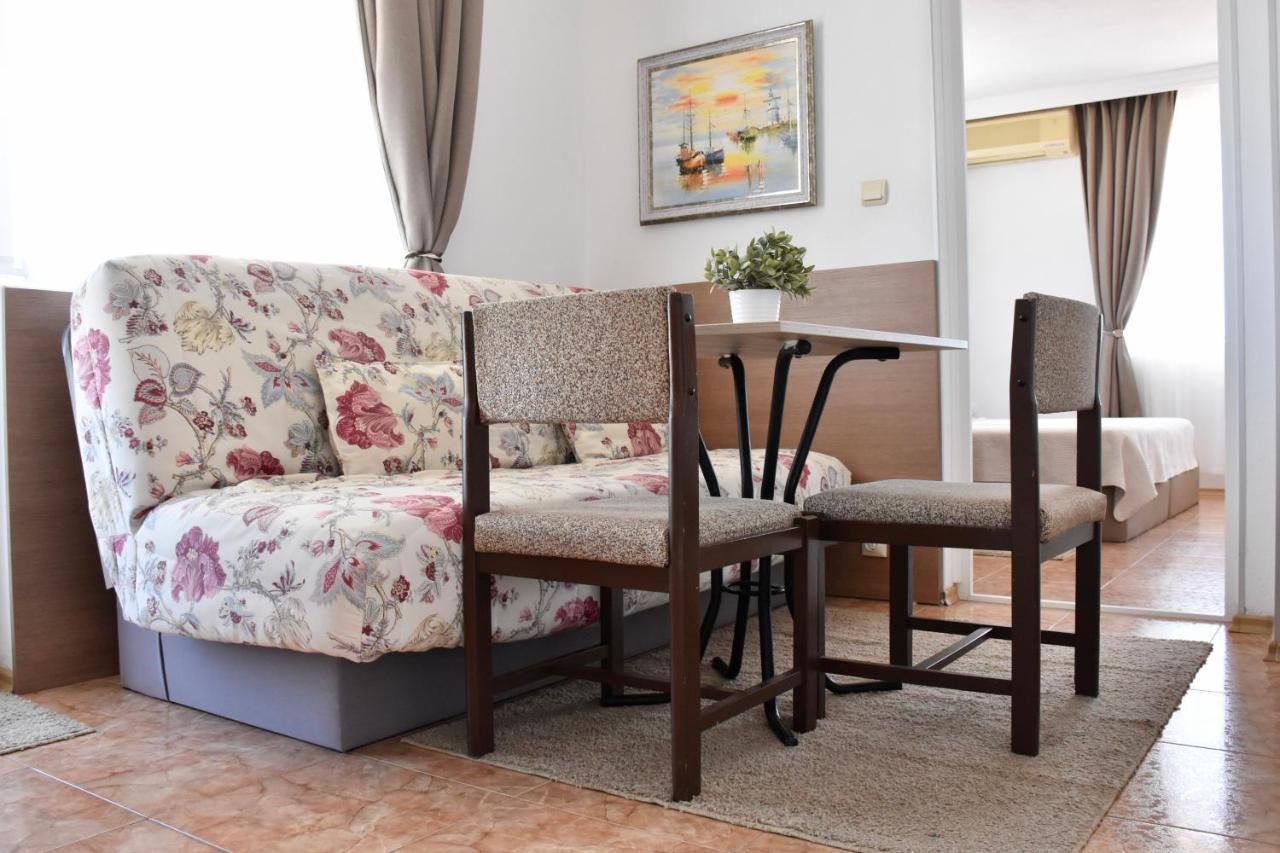 Family Hotel Apolonia โซโซโปล ภายนอก รูปภาพ